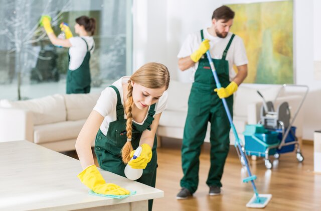 160307-cleaningservices-stock